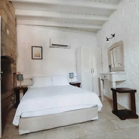 Tashmahal Butik Alacati Çeşme
