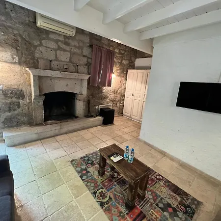 Tashmahal Butik Alacati 3* Çeşme