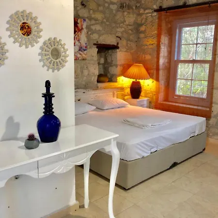 Tashmahal Butik Alacati Çeşme
