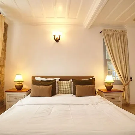 Tashmahal Butik Alacati Çeşme